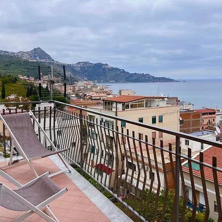 Il Tesoro Di Fea Apartamento Giardini-Naxos